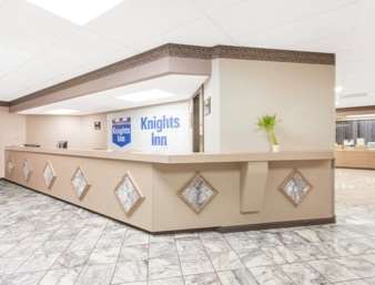 Knights Inn Roanoke Beltér fotó
