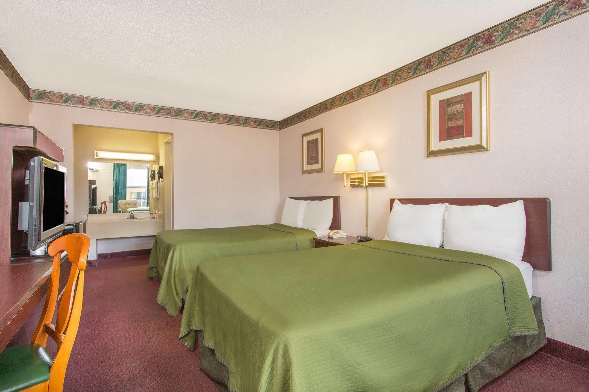 Knights Inn Roanoke Kültér fotó
